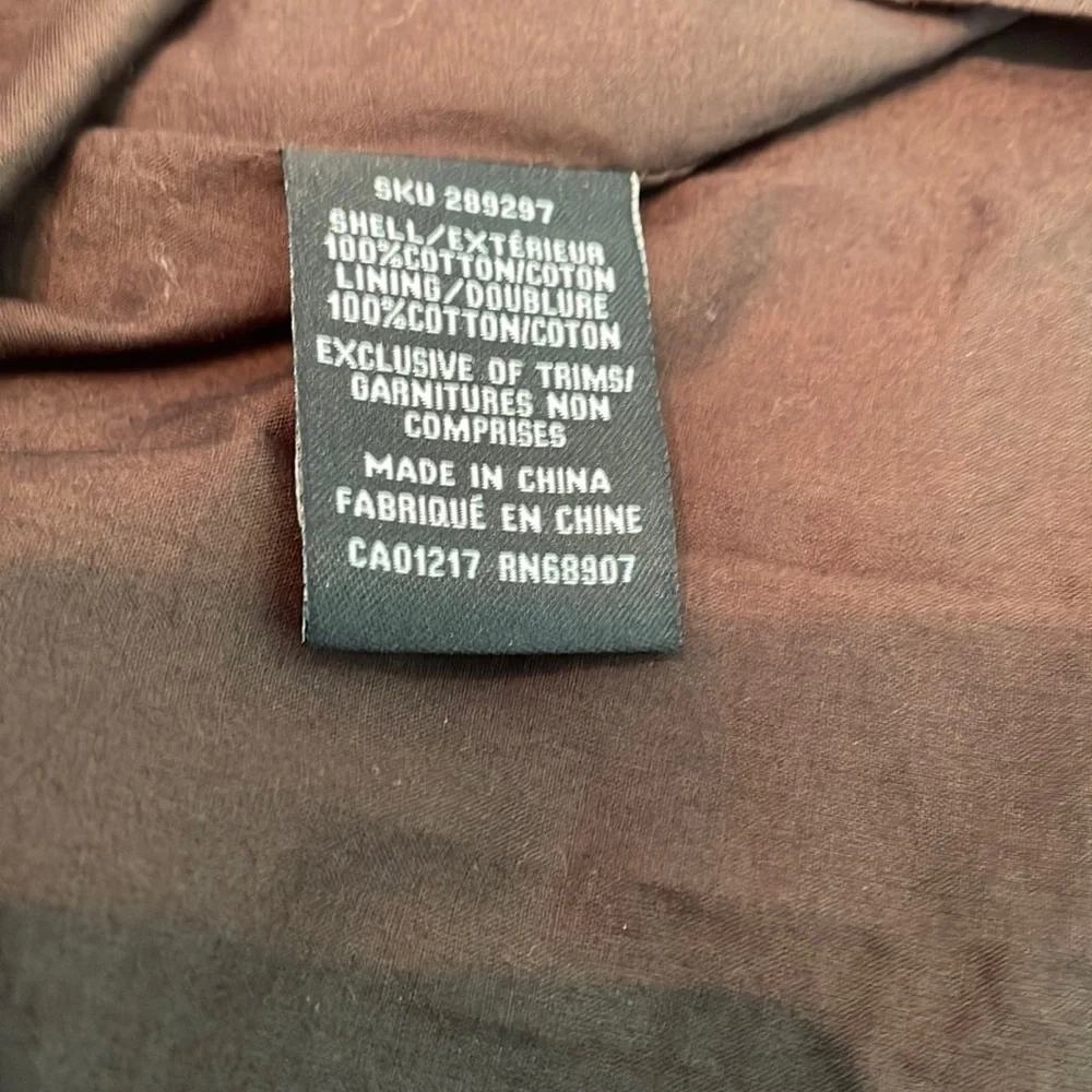 Le Chateau ladies sleeveless dress. Detailed embroidery embellishment, medium - Picture 8 of 8